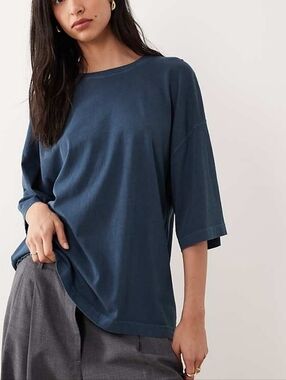 **NWOTS** FP X We The Free Perfect Oversized Tee. In Varsity Navy. Size XS